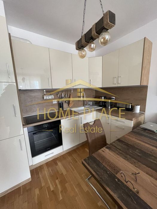 Продава се Двустаен апартамент в к.к. Св.Св. Константин и Елена - 77 кв.м за 2819 €/кв.м - Снимка #1