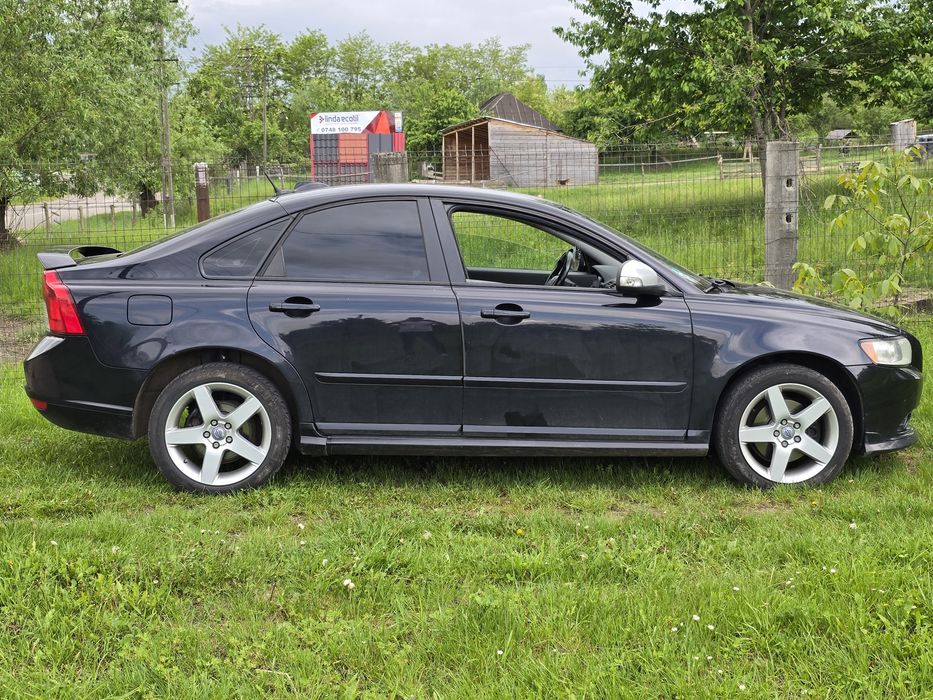 Volvo s40 R-design 2.0 Diesel an 2010