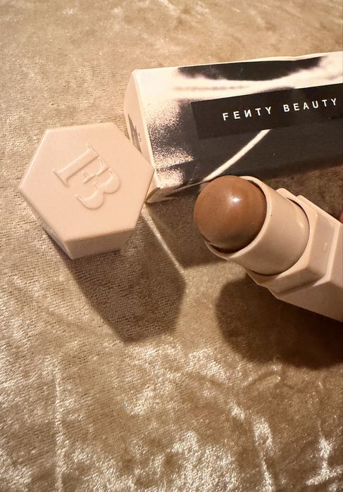 Fenty Beauty Contour Stick