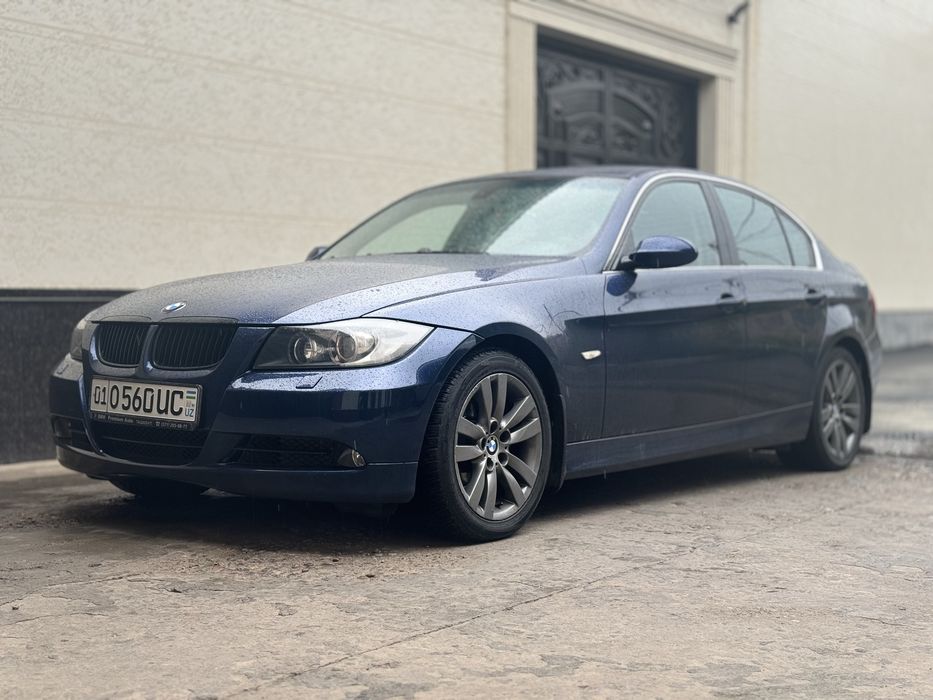 BMW e90 325 xi . продам машину в хорошем состоянии