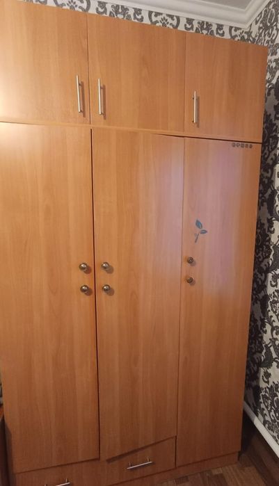 Продам Шифоньеры