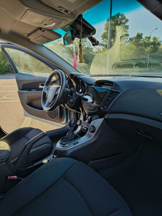 Chevrolet Cruze 1.6 Benzină - Întreținut cu grijă