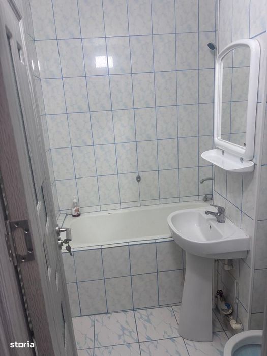 De vânzare apartament 2 camere Renovat — fotografia 3