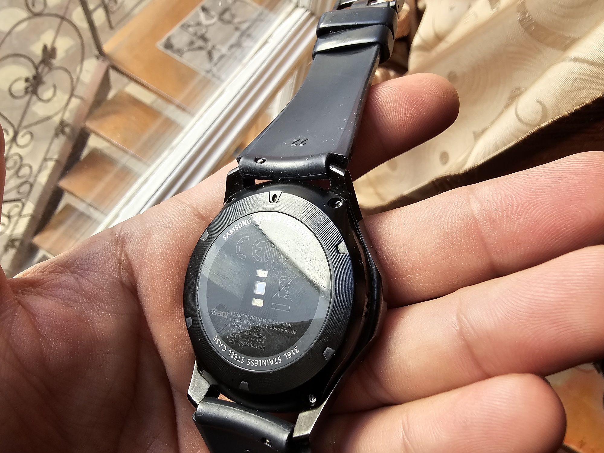 Samsung gear s3 frontier 900 000 Olx