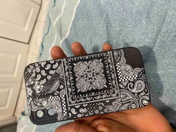 huse iphone 11 12 13 14