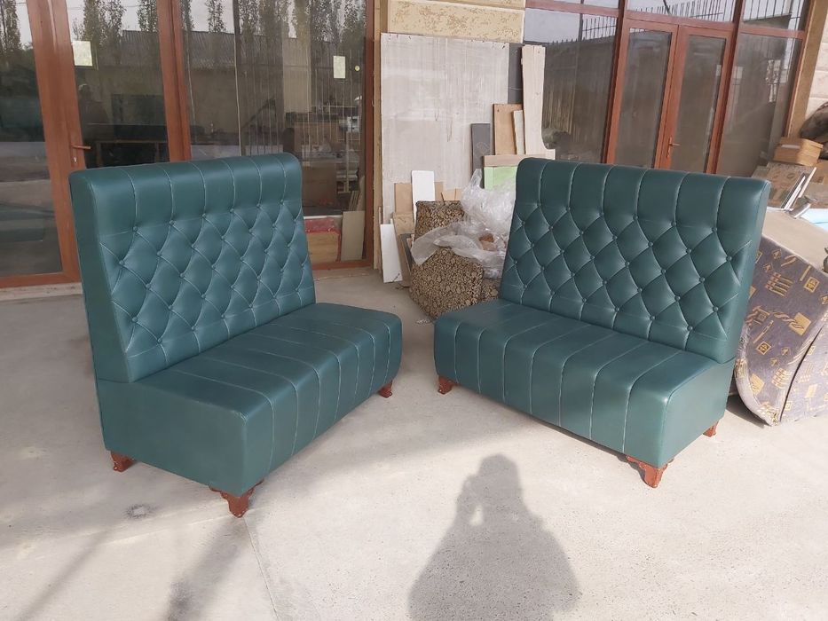 Oshxona va kafelar uchun mebellar toʻplami