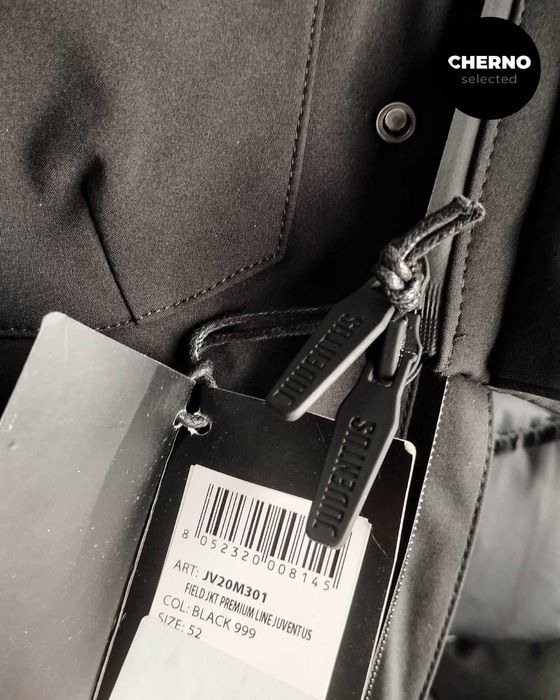 JUVENTUS Black Field Jacket – Размер M/L – Ново яке с етикети