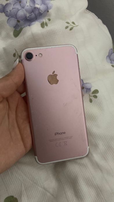 Айфон 7 идеал коробка имеется