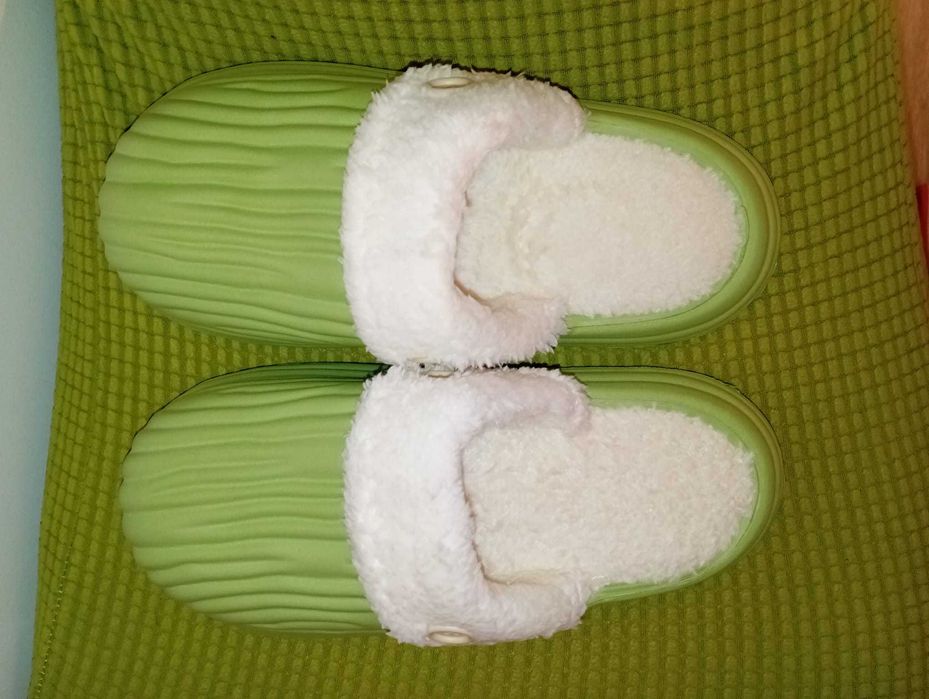 Papuci caldurosi impermeabili