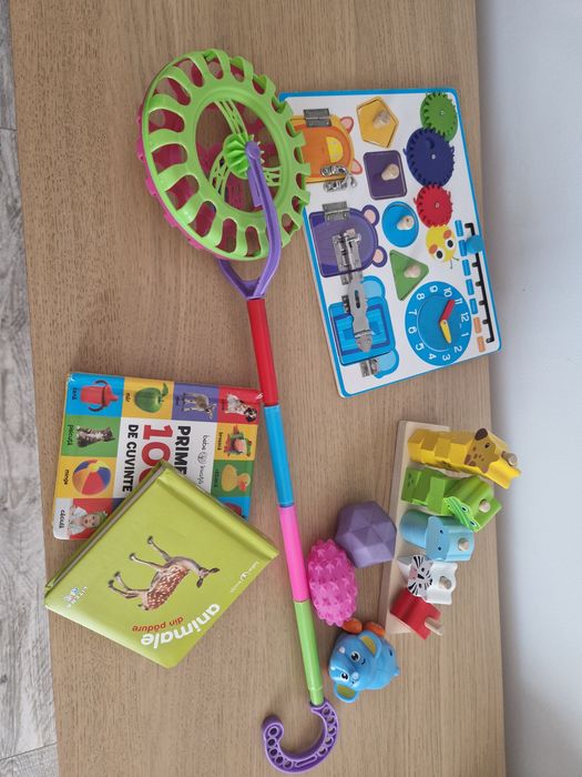 Lot jucarii bebelusi cărți puzzle