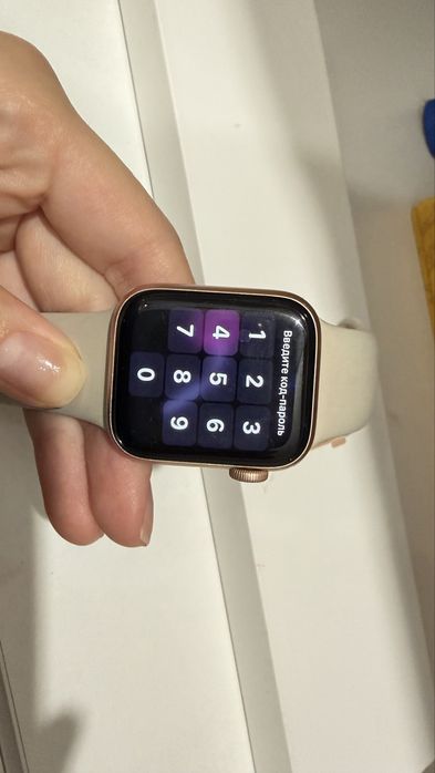 Apple watch se часы