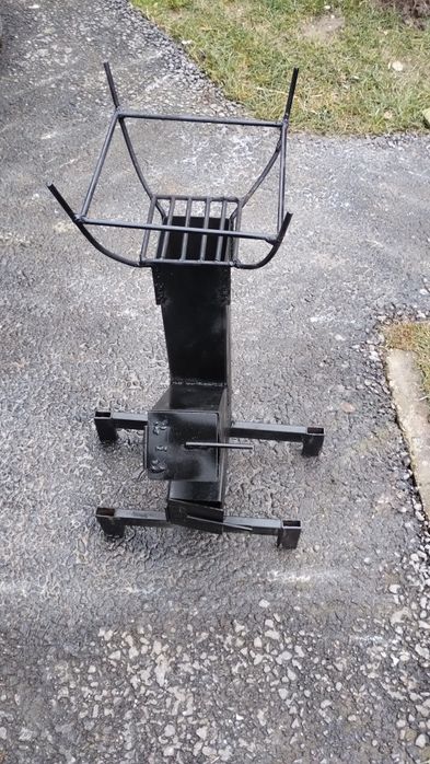 De vânzare o sobă rachetă,gata de utilizare.