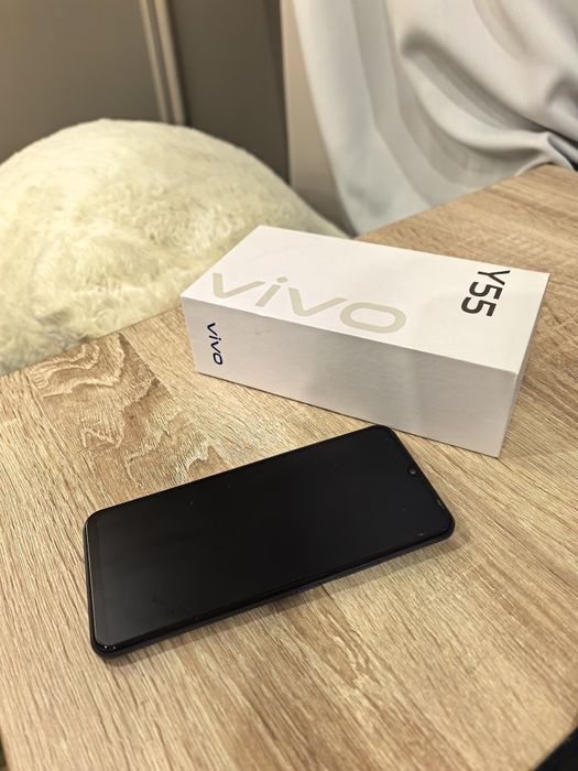 VIVO Y55 (в отличном состоянии)