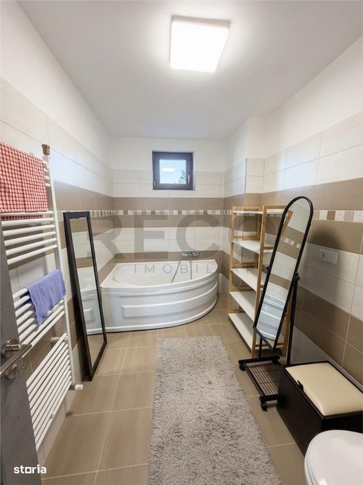 RECO Casa P+1+M, 814 mp teren, dublu front, 6 dormitoare, Cihei