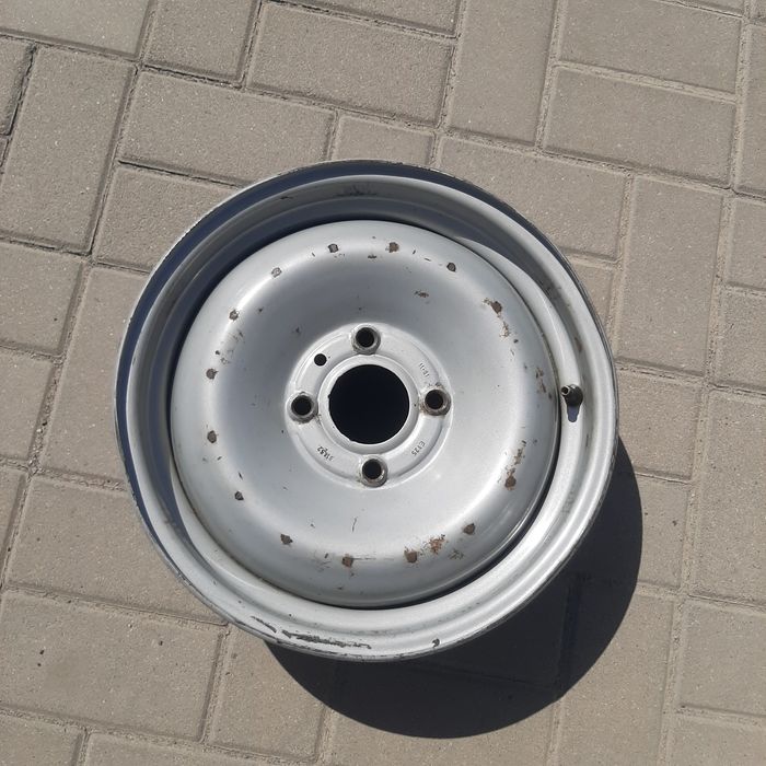 Продам диски от пежо 3шт R14