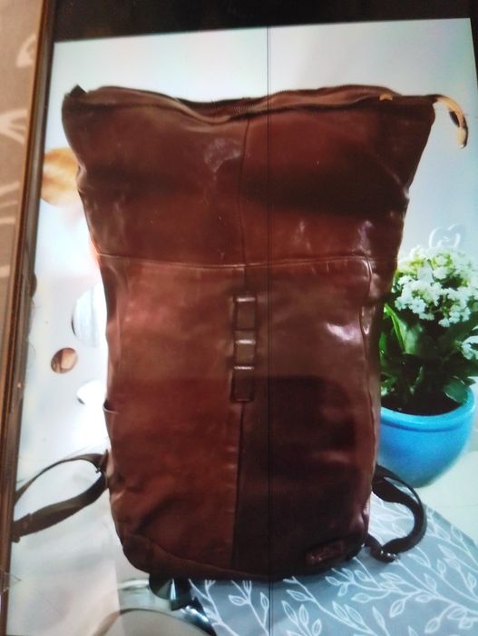 ОБЯВА 10.Кожена раница и дамски чанти.