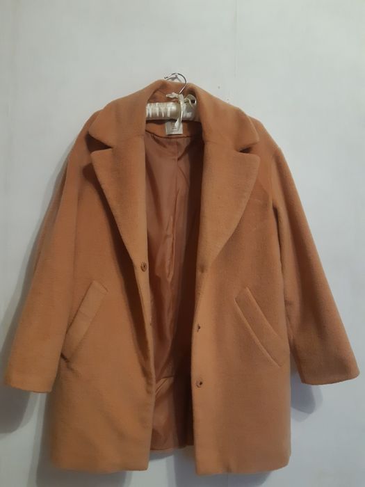 Palton peach Bershka