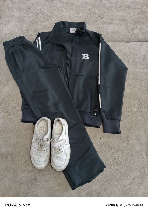 Школьная форма Продам + ПОДАРОК