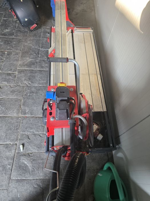 Masina debitat gresie 1200mm Rubi