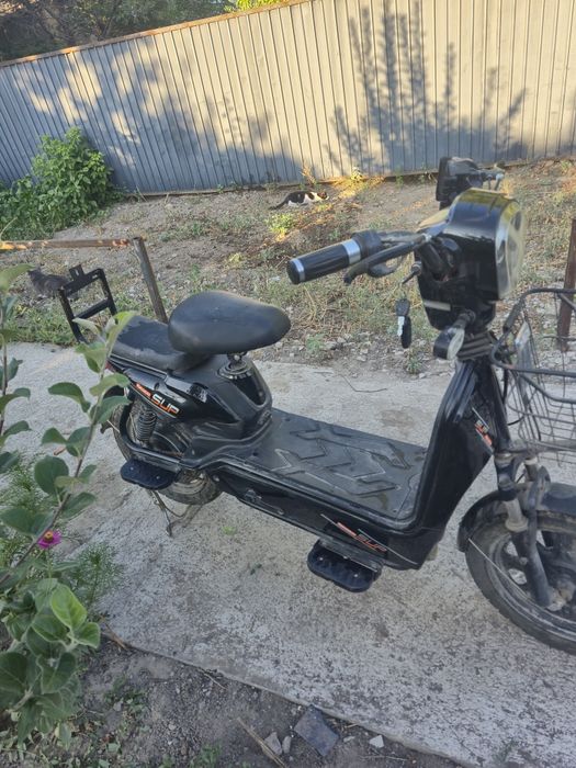 Продам электро скутер