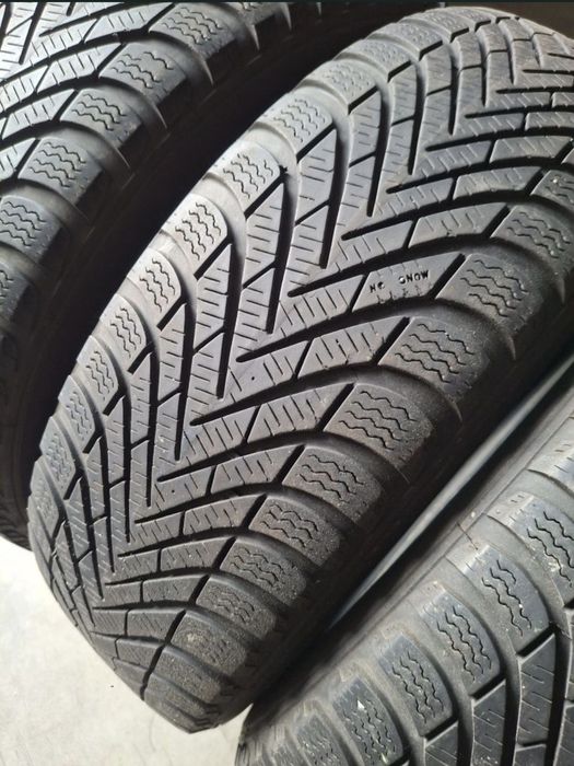 4   Anvelope de iarnă 185 60 r16 Pirelli