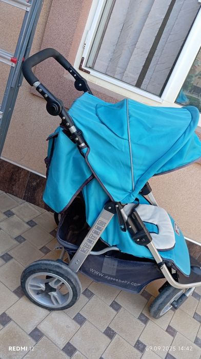 Коляска прогулочная