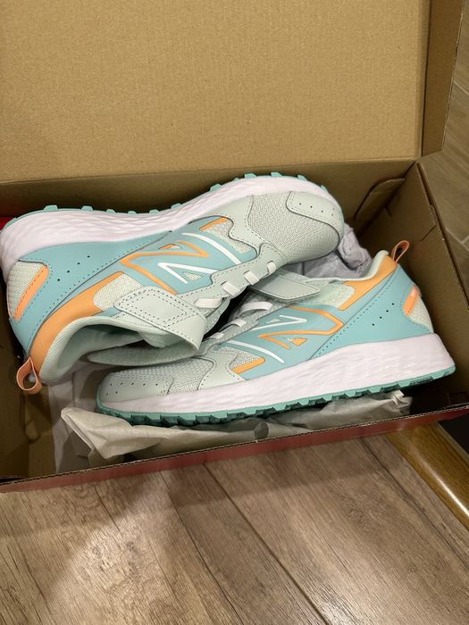 Кроссовки New balance