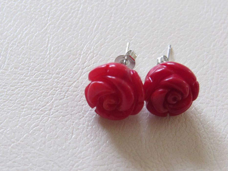 Обици-розички от корал, нови