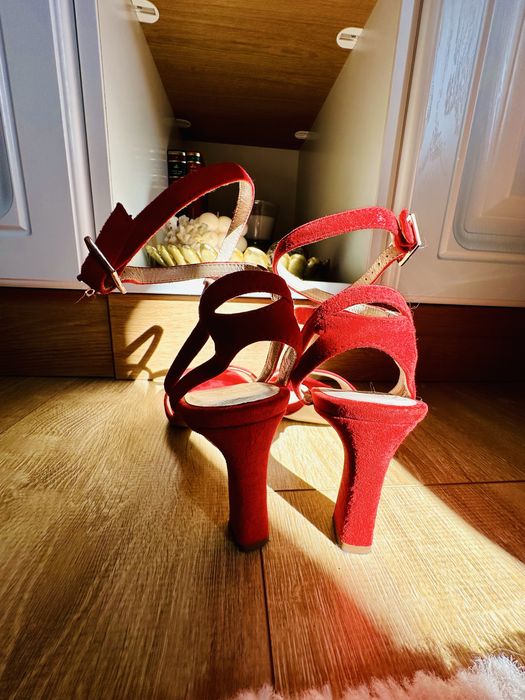 Sandale Baldowski , piele intoarsa, 37, toc 7 cm