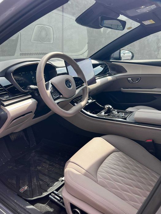 BYD Han 2025 Lidar 701 km 11.700 km yurgan