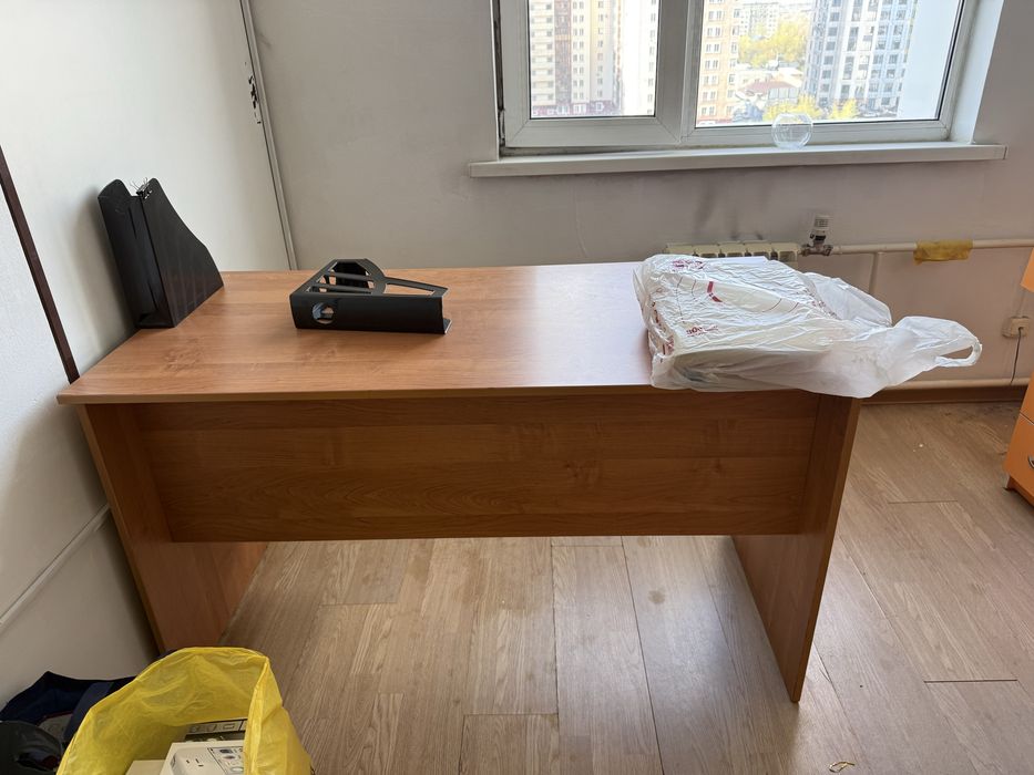 Продам шкафы столы дешево срочно!!!