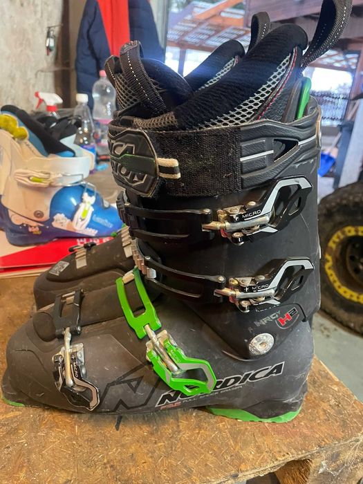 Clapari  Nordica nr 44,  28.5 cm