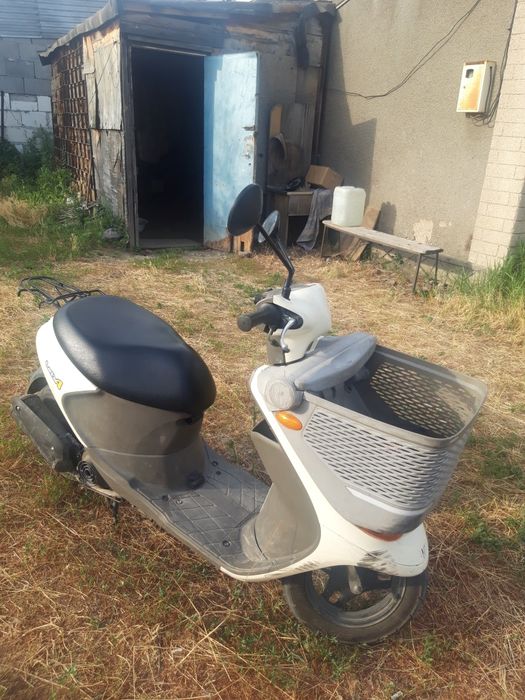 Скутер suzuki lets4