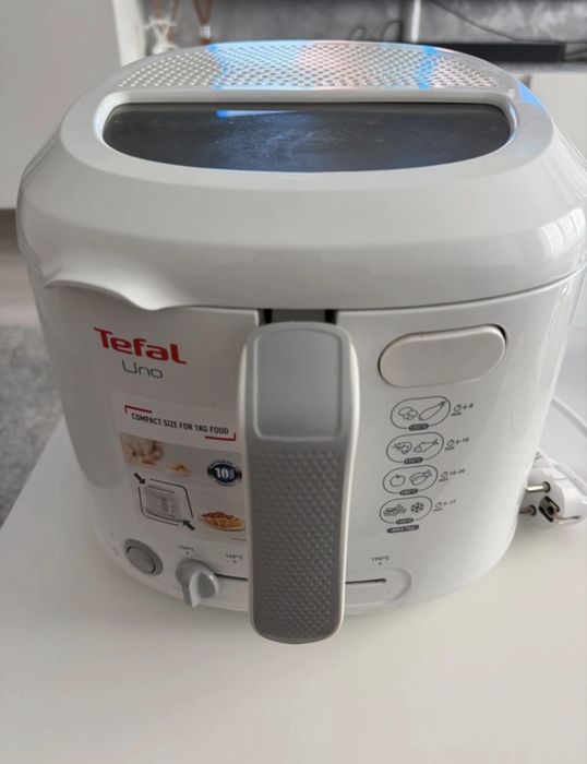 Fripteuza TEFAL Uno FF203130