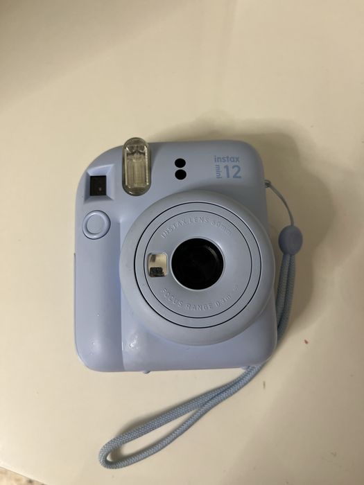 Instax 12 mini голубой цвет
