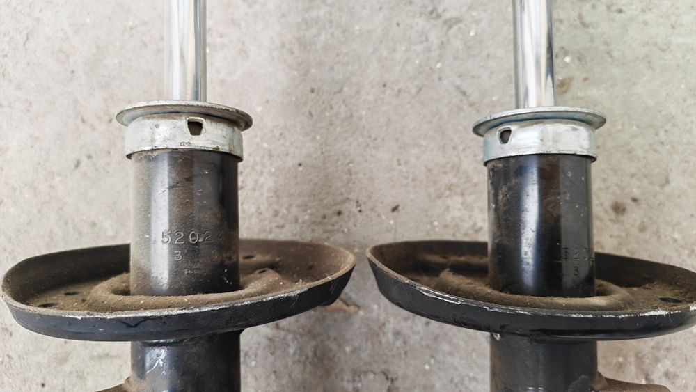 Продам амортизаторы.