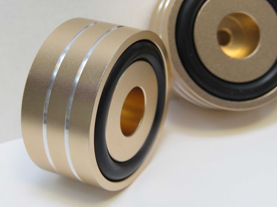 Аудио крачета алуминиеви за аудио апаратура