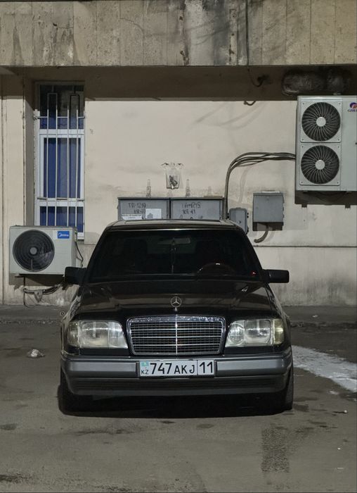 Mercedes-Benz E320