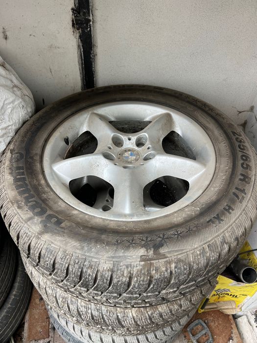 4 броя Оригинални джанти 17 със зимни гуми 235/65/17за BMW X5