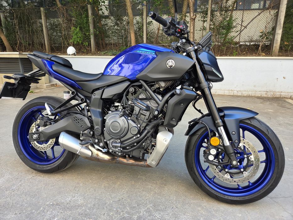 Yamaha MT-07 2025, 8.600 km, garanție producător, ca noua