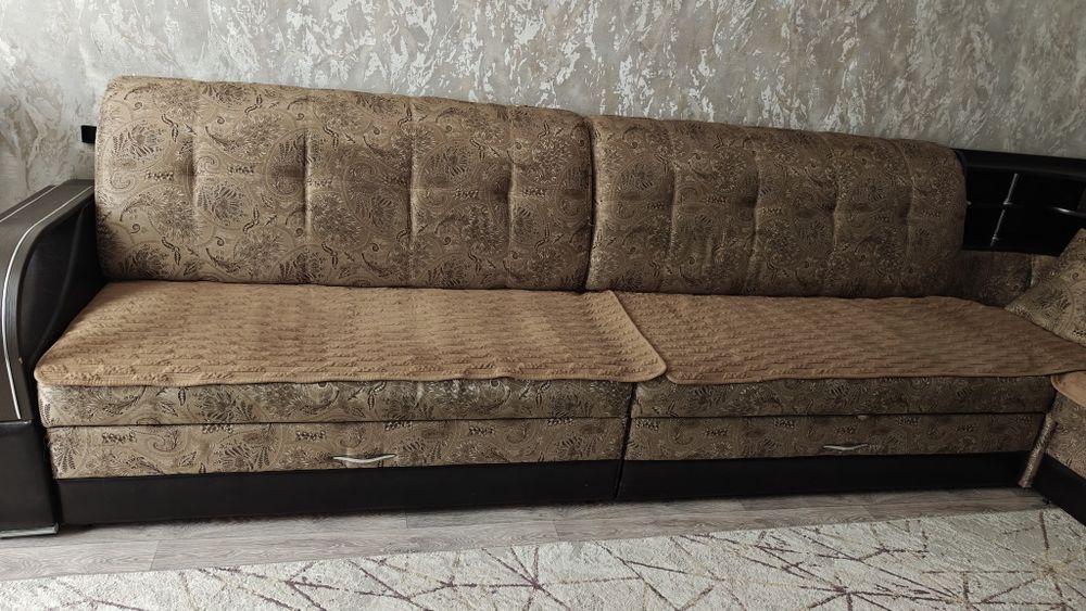 Продам угловой диван