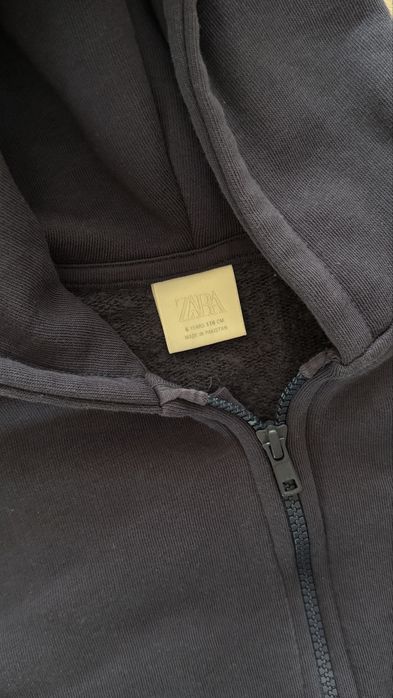 Продам детский костюм Zara