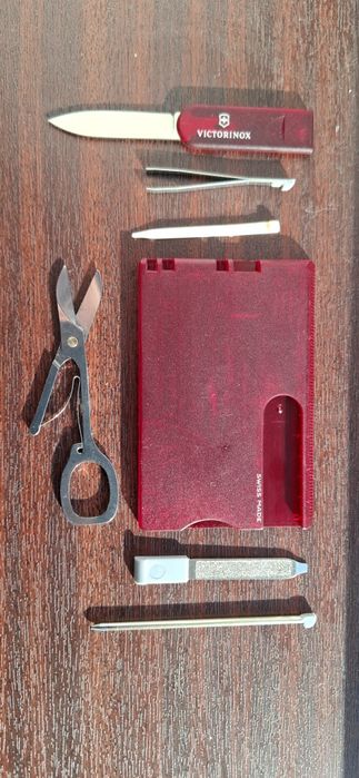 Briceag Victorinox Card Classic