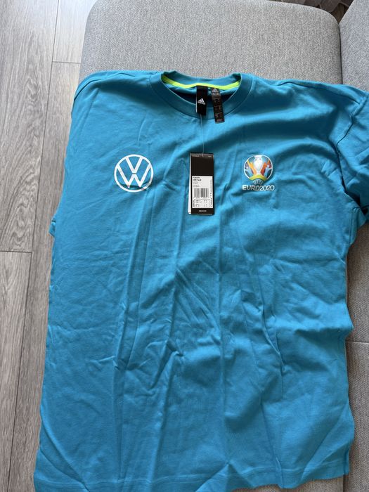 Tricou Adidas Euro 2020 marimea M, ( Fit L), nou