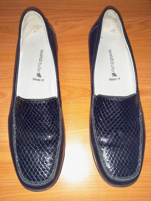 Pantofi din piele pt. femei nr. 41,5
