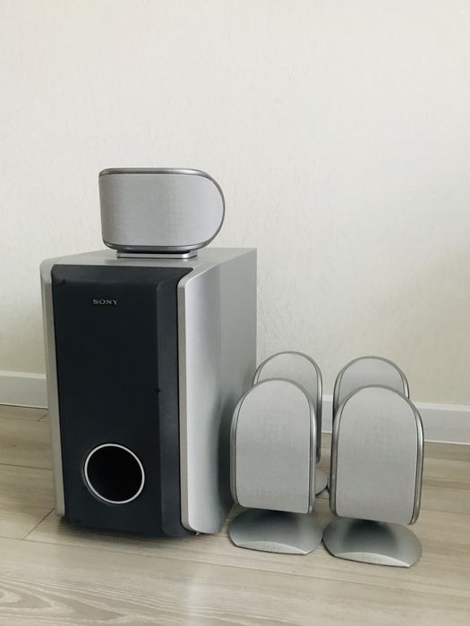 Домашний кинотеатр Sony DZ-520k