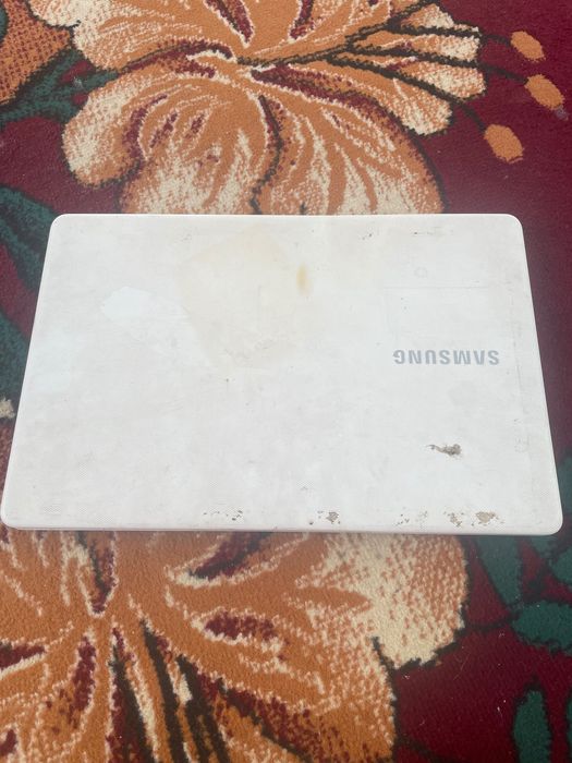 Ноутбук Samsung оригинал БУ