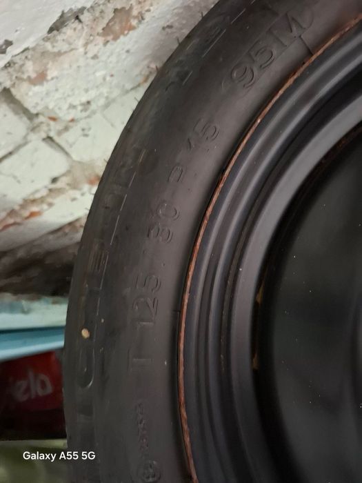 Продавам комплект 4 гуми с джанти 15 цола за пежо 406 + 1 резервна гума Michelin