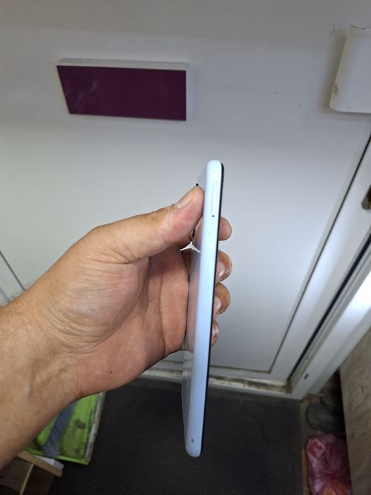 Samsung A 13 joyi 32gb rangi havo rang
