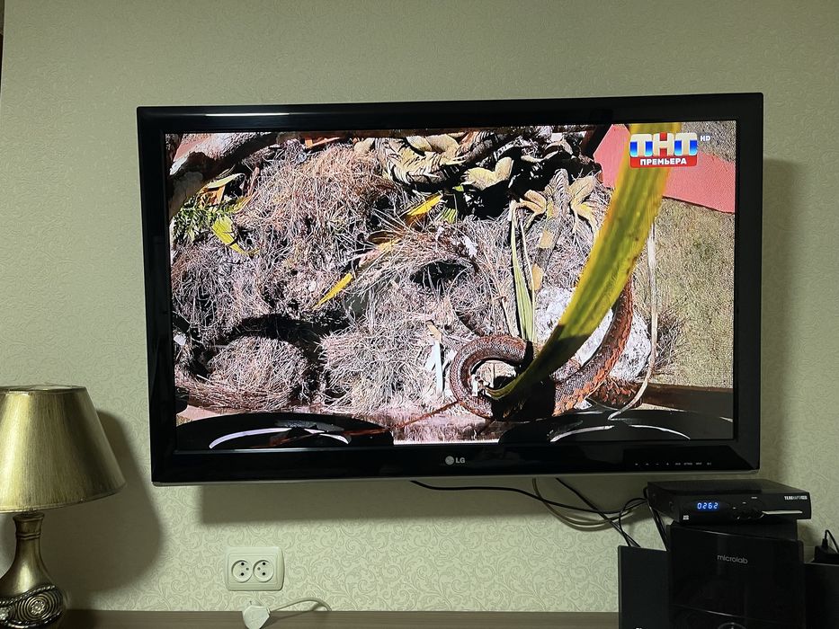 Телевизор LG 117 диагональ 46 дюймов